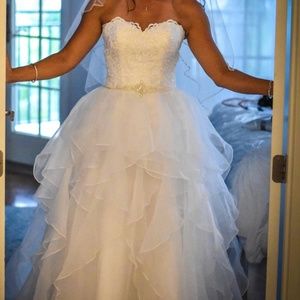 Wedding dress